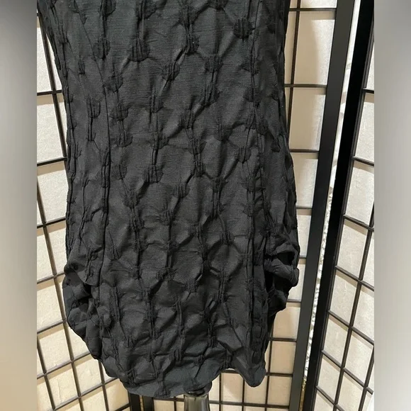 Niche Black Textured TUNIC DRESS, COWL NECK, TUCK HEMLINE, MADE IN USA, SIZE M - Picture 13 of 14